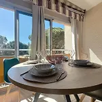 Studio Coco\'B - Frejus Plage - 4 Pers - Parking - 7Min A Pied De La Plage - Clim - Wifi - Capitalchic Service Frejus