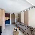 Studio Coco\'B - Frejus Plage - 4 Pers - Parking - 7Min A Pied De La Plage - Clim - Wifi - Capitalchic Service Frejus