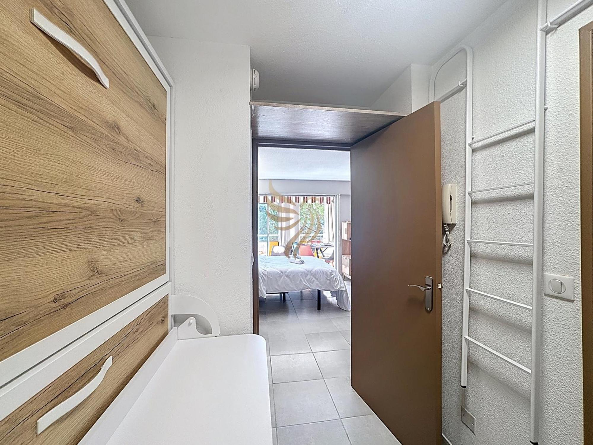 Coco'b - - 4 Pers - Parking - 7min A Pied De La - Clim - Wifi - Capitalchic Service Fréjus